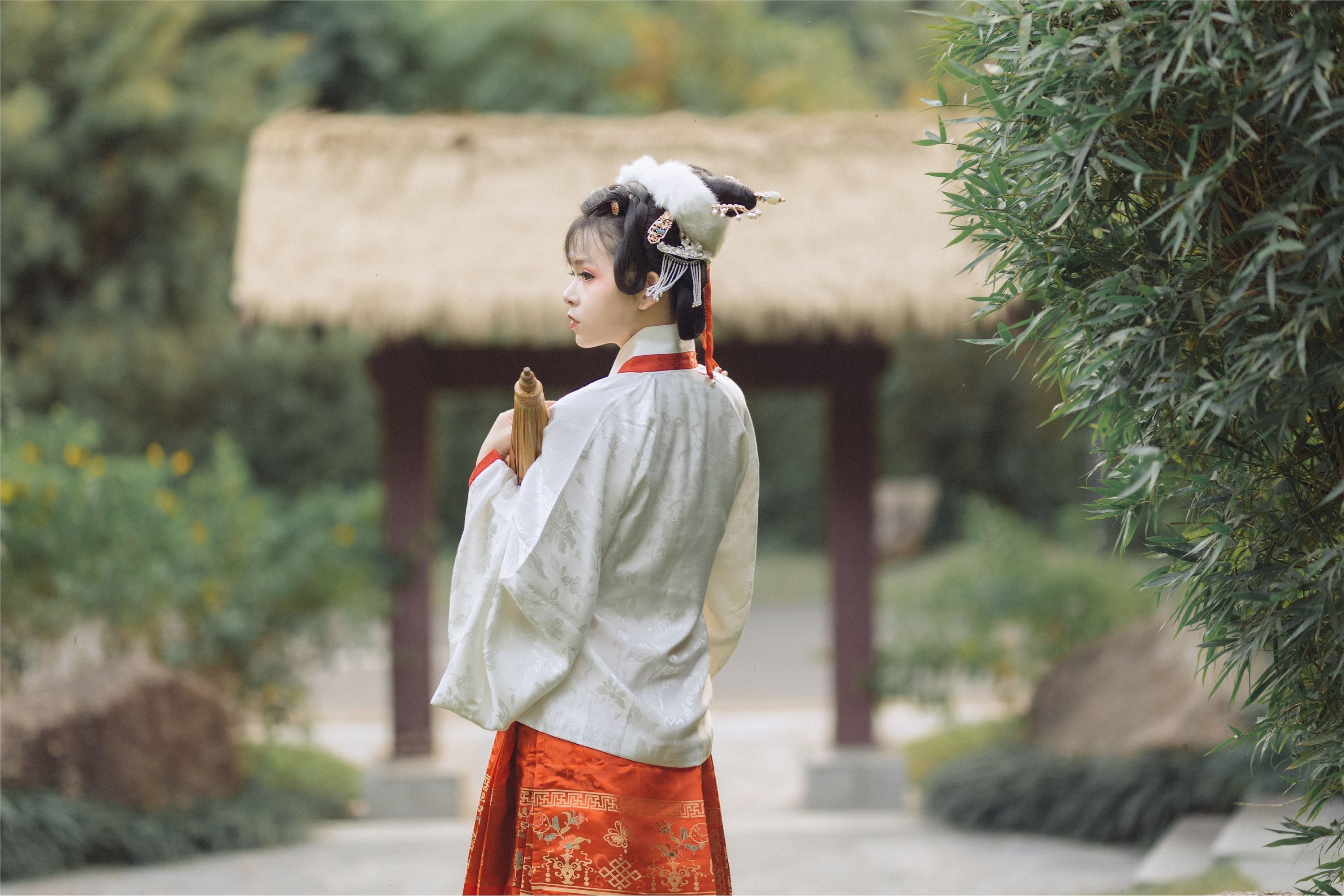 YITUYU艺图语 2021.09.04 茕兔 悠然